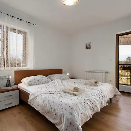 Apartman Nina 2