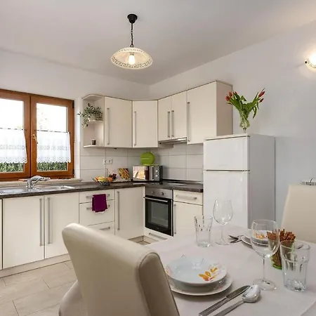 Apartman Nina 2 Appartement Poreč